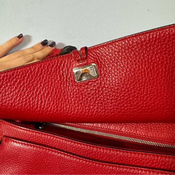 Gucci Women's Bamboo Daily Red Leather Flap Shoulder Bag - Picture 6 of 16